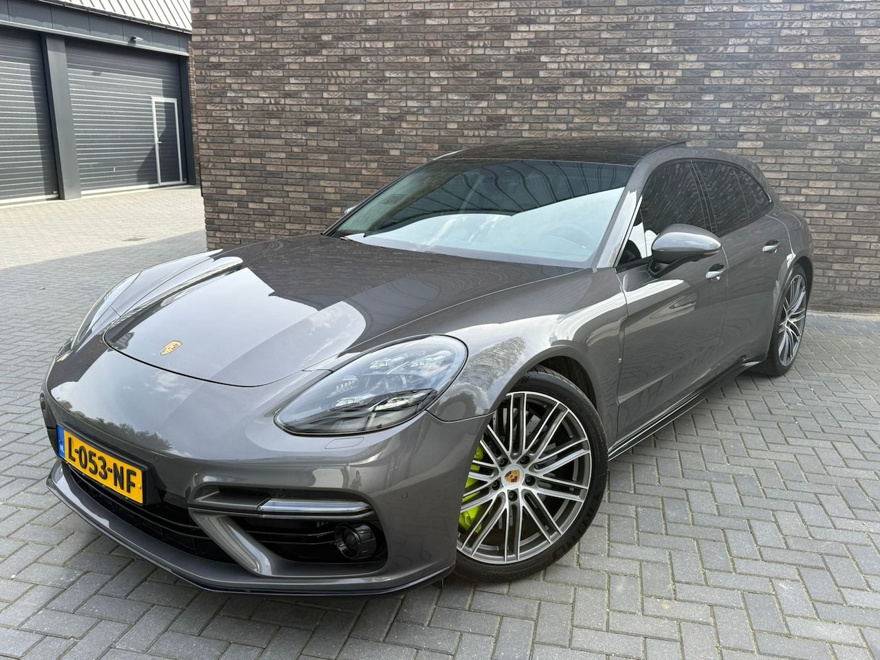 Porsche Panamera Sport Turismo - 4.0 Turbo S E-Hybrid 4.0 Turbo S E-Hybrid, Keramisch, DEALER ONDERH, BURMESTER, PANO - AutoWereld.nl