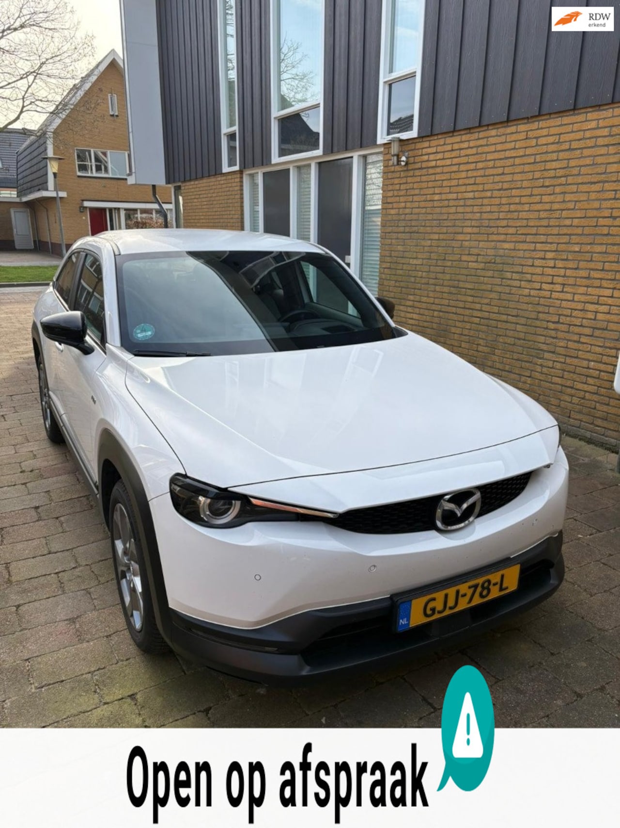 Mazda MX-30 - E-SkyActiv EV 145 Prime-line 36 kWh NAVI CRUISE - AutoWereld.nl