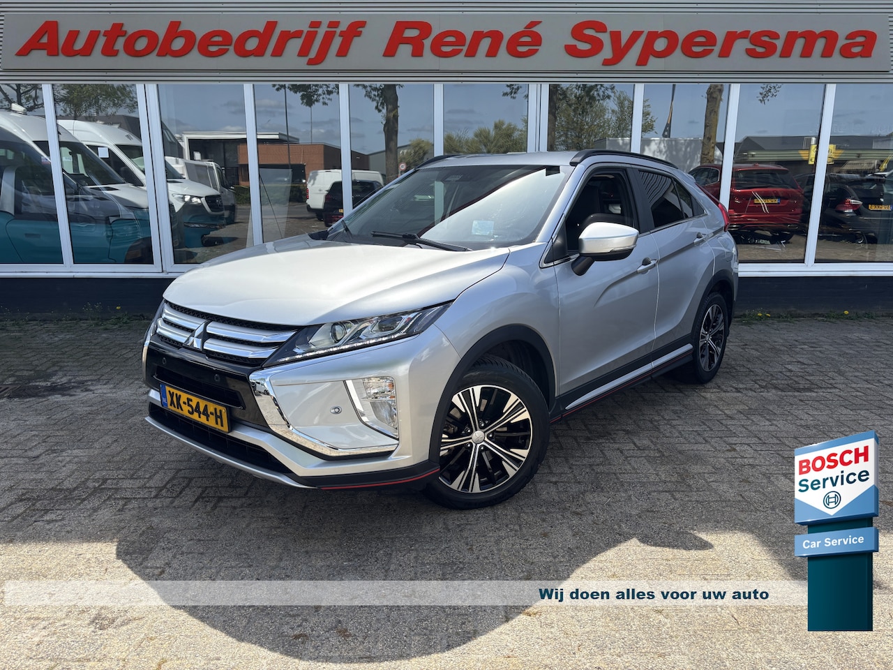 Mitsubishi Eclipse Cross - 1.5 DI-T Intense S Headup | Camera | Leer | Trekhaak - AutoWereld.nl