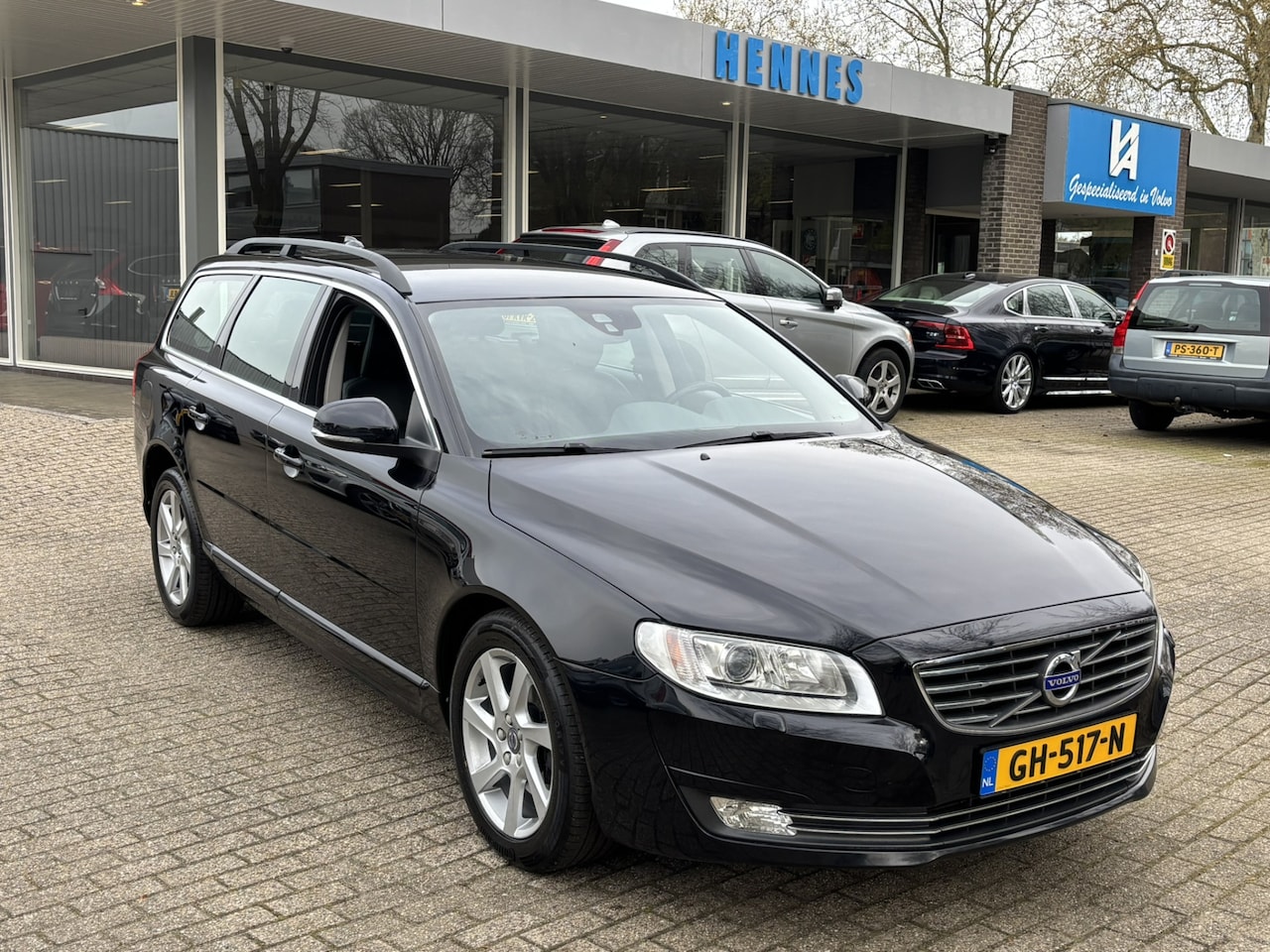 Volvo V70 - T4 Aut Nordic+ Standkachel - AutoWereld.nl
