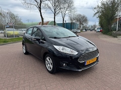 Ford Fiesta - 1.5 TDCi Titanium NAVI ACHTRUITRIJCAMERA