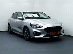 Ford Focus - 1.5 150pk EcoBoost ST Line X Business. Camera, Adap Cruise, Stoel&StuurVerw, Haak 1500kg