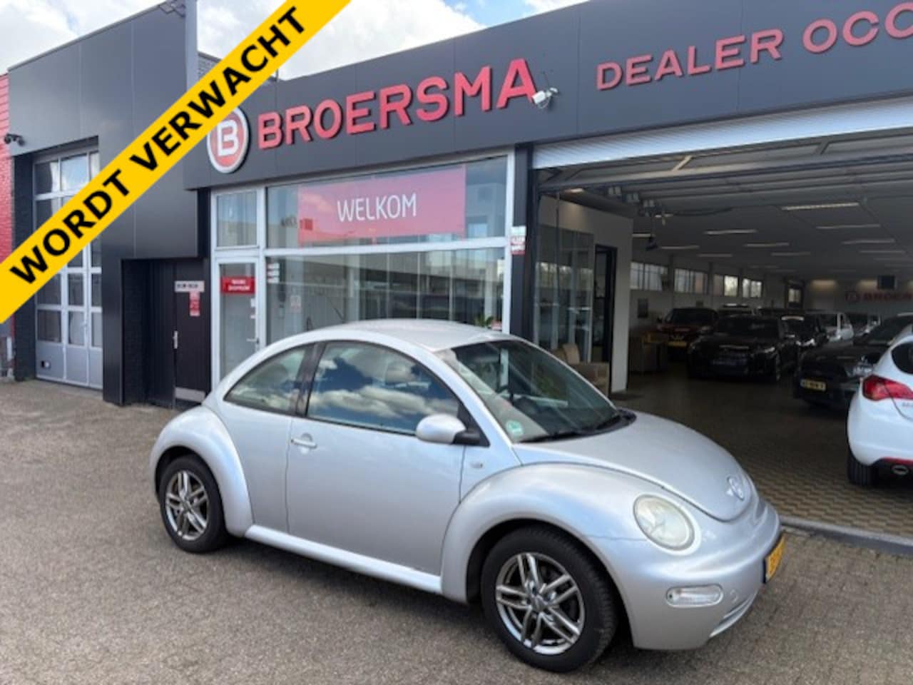 Volkswagen New Beetle - 1.6 NIEUWE APK *  152.000 KM NAP * - AutoWereld.nl