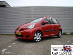 Toyota Aygo - 1.0-12V Dynamic Navigator