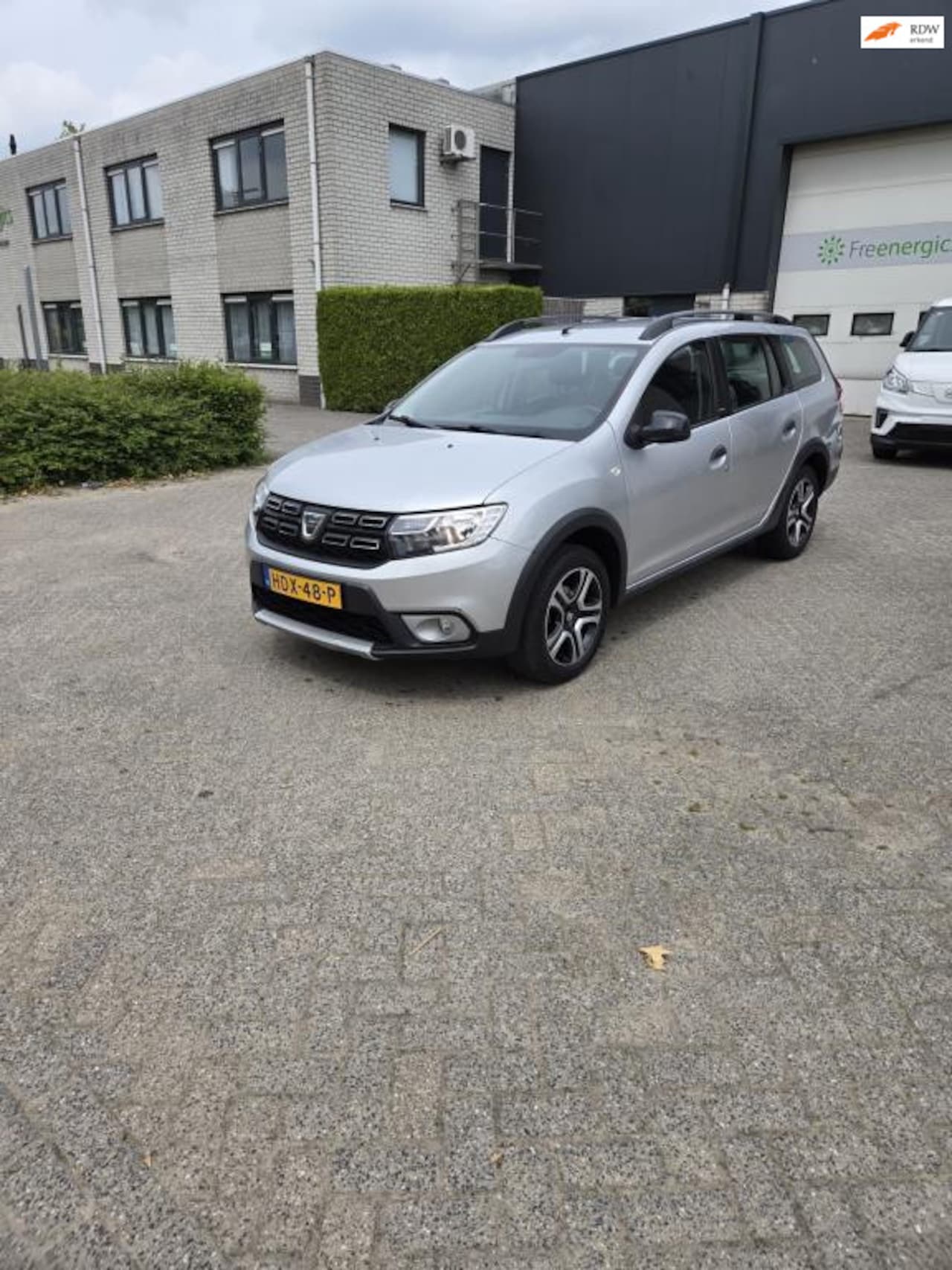 Dacia Logan MCV - 0.9 TCe Laureate 0.9 TCe Laureate - AutoWereld.nl