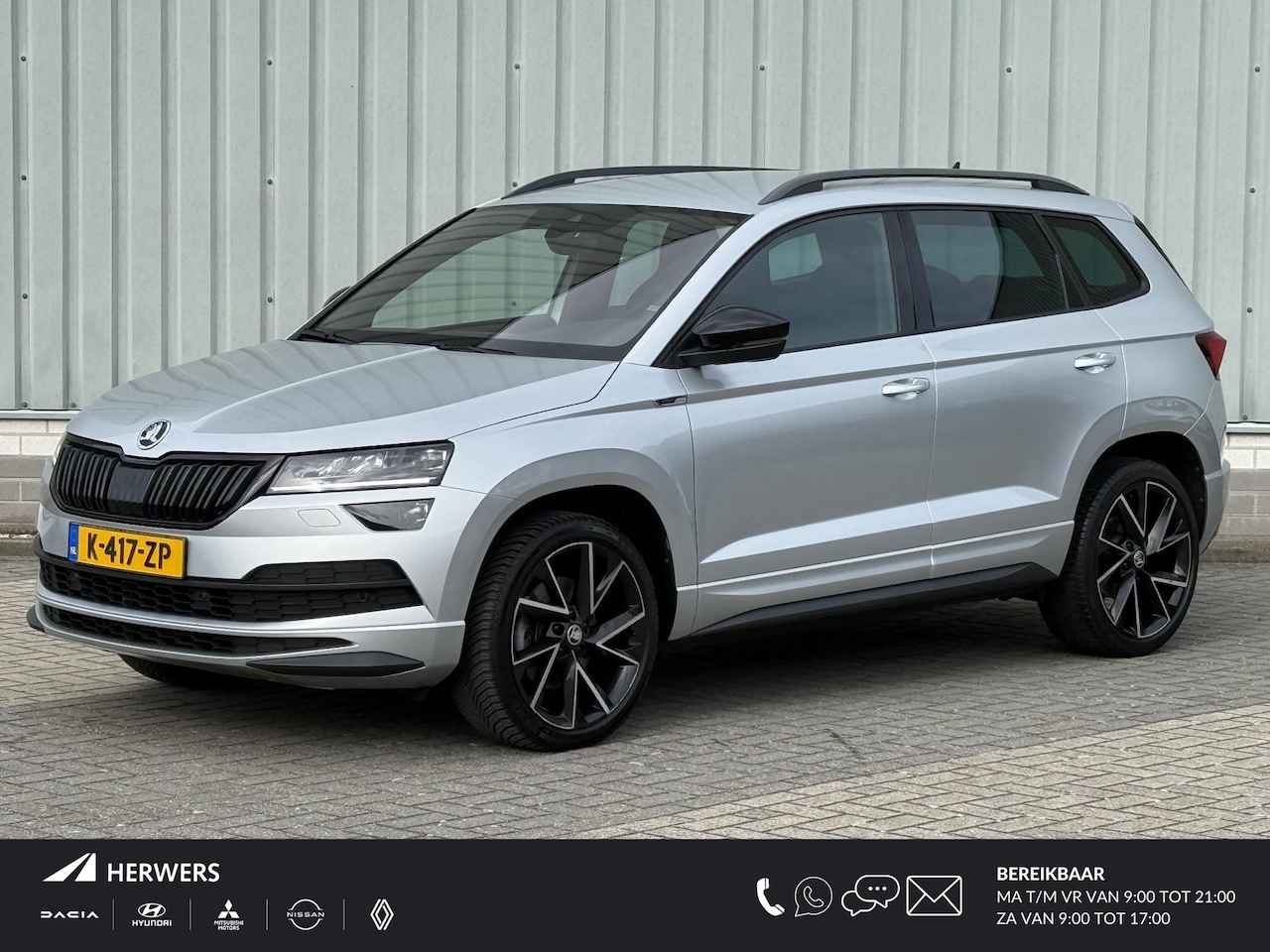 Skoda Karoq - 1.5 TSI ACT Sportline Business / Nederlandse Auto / Dealer Onderhouden / All Seasonbanden - AutoWereld.nl