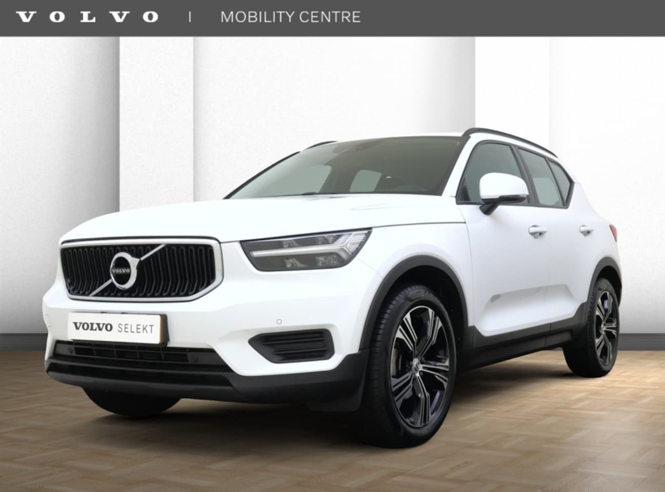 Volvo XC40 - 1.5 T2 Moment. Core | 18" LM velgen | Navigatie | - AutoWereld.nl