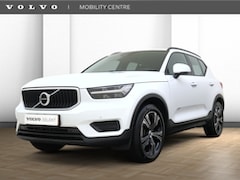 Volvo XC40 - 1.5 T2 Moment. Core | 18" LM velgen | Navigatie |