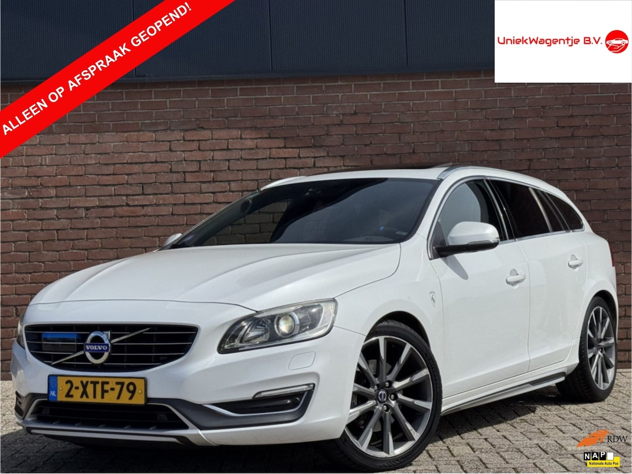 Volvo V60 - 2.0 T5 OCEAN RACE | NL-AUTO! | DEALER OH! - AutoWereld.nl