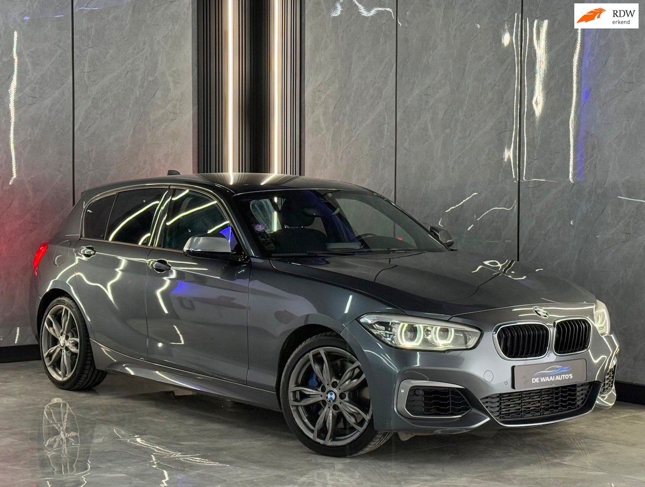 BMW 1-serie - M135i xDrive Harman/Kardon | Keyless Start | Stoelverwarming | 18” M-Sport Velgen | Lane A - AutoWereld.nl