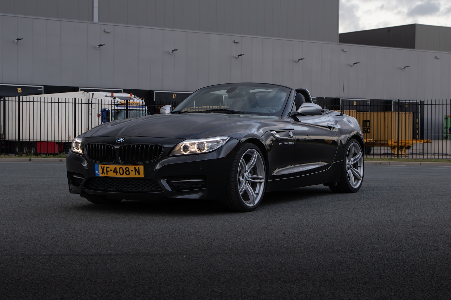 BMW Z4 Roadster - 3.5is High Executive M-Sport, 2014 LCI, Hifi Pro, Zwart metallic - AutoWereld.nl