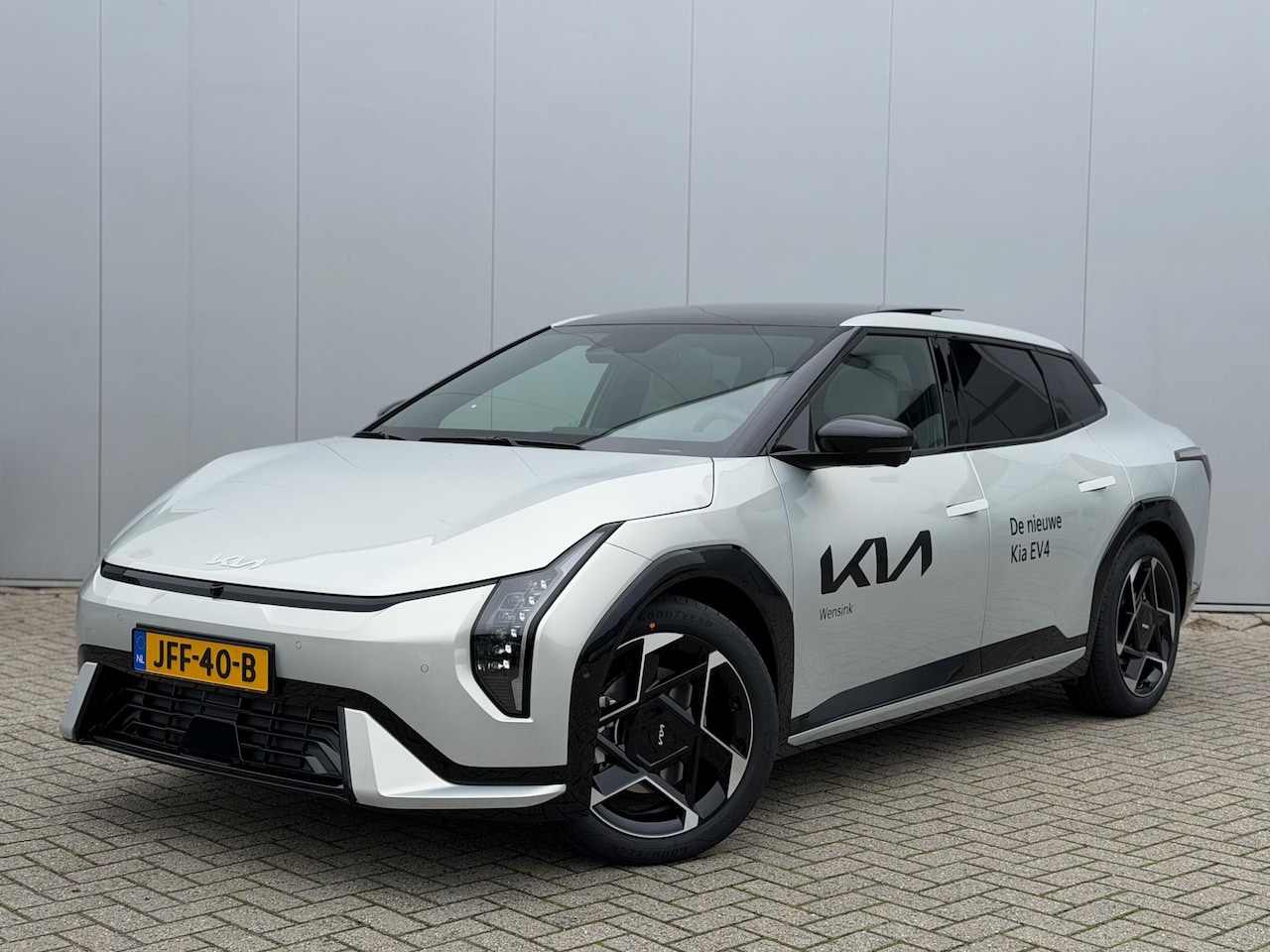 Kia EV4 Fastback - GT-PlusLine 81.4 kWh | 360 Camera | Head-up Display | Harman Kardon | Stoelventilatie - AutoWereld.nl