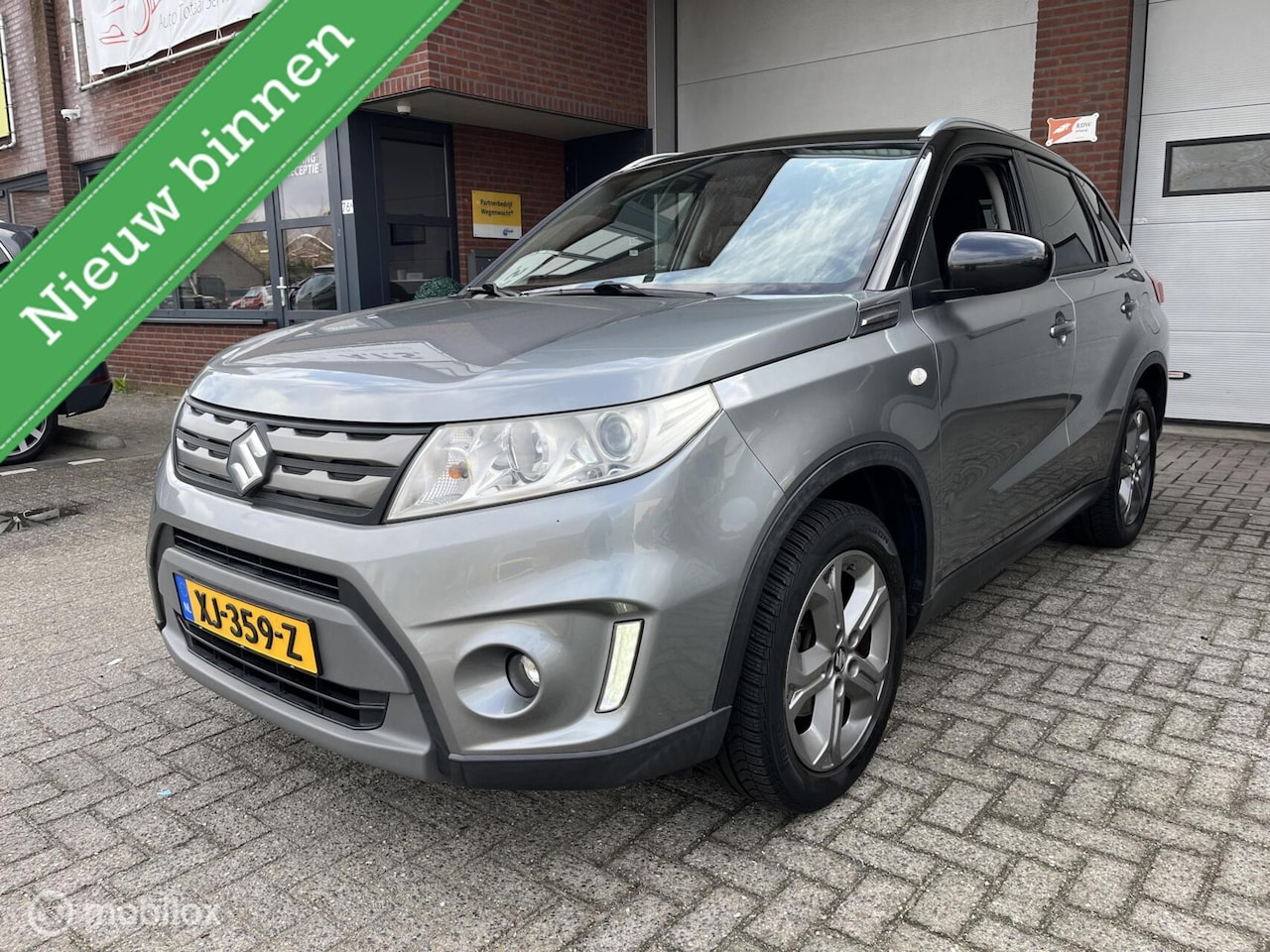 Suzuki Vitara - 1.6 Exclusive NAVI*CAMERA*CRUISE* - AutoWereld.nl