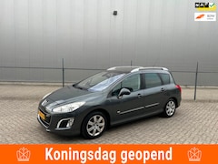 Peugeot 308 SW - 1.6 e-HDi Style l Eerste eigenaar l Nieuwe APK l NAP-Logisch l Dealer Onderhouden