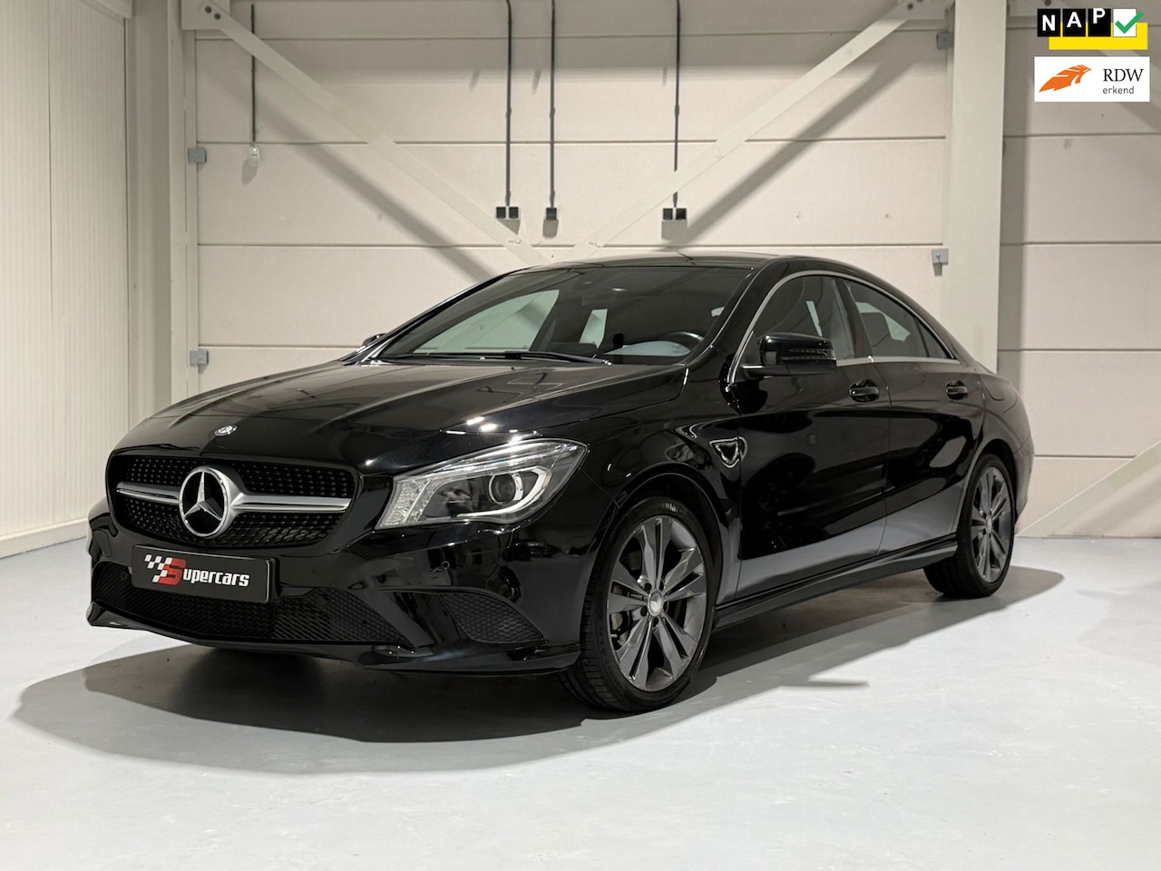 Mercedes-Benz CLA-Klasse - 180 180, Dealer onderh. AUTOMAAT, LED, Leder, NAP - AutoWereld.nl