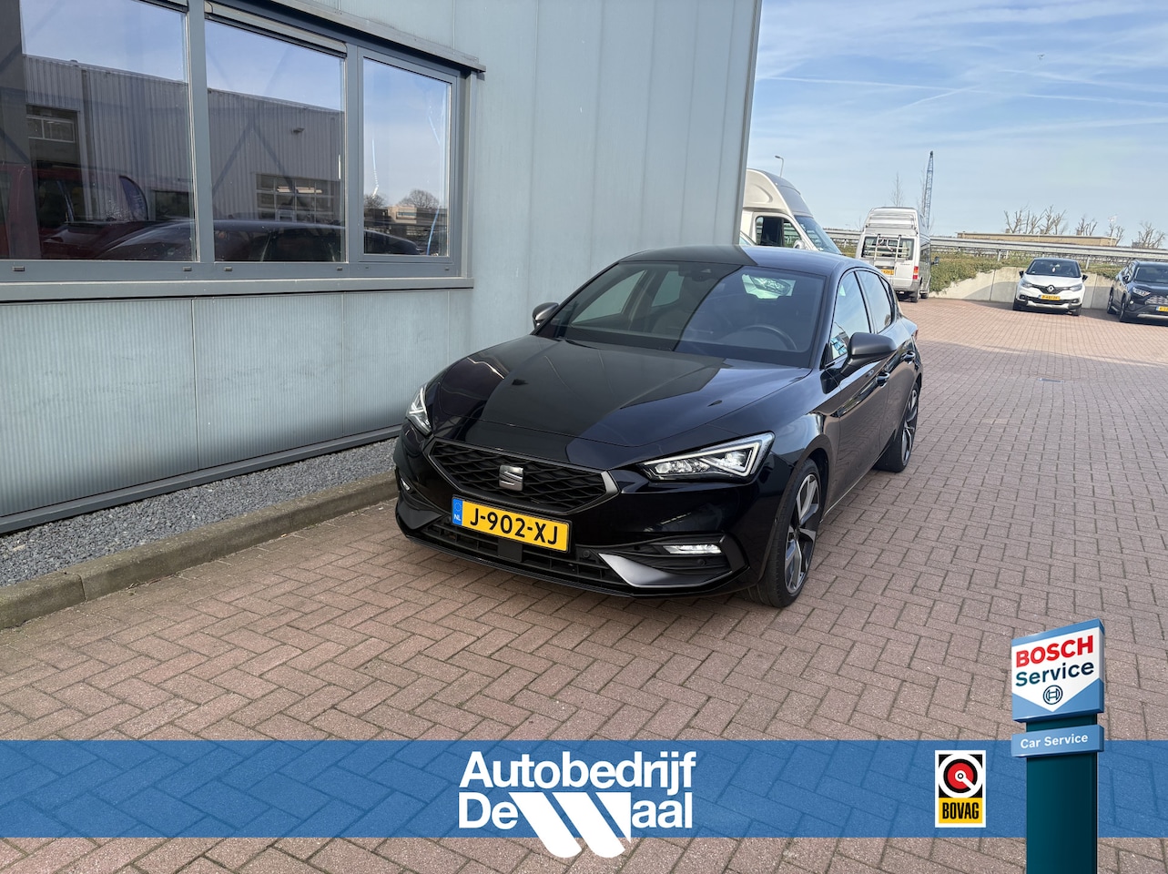 SEAT Leon - 1.5 TSi 150pk FR Launch Edition CAMERA/KEYLESS/CARPLAY/ADAPT/CRUISE/PDC/18INCH - AutoWereld.nl