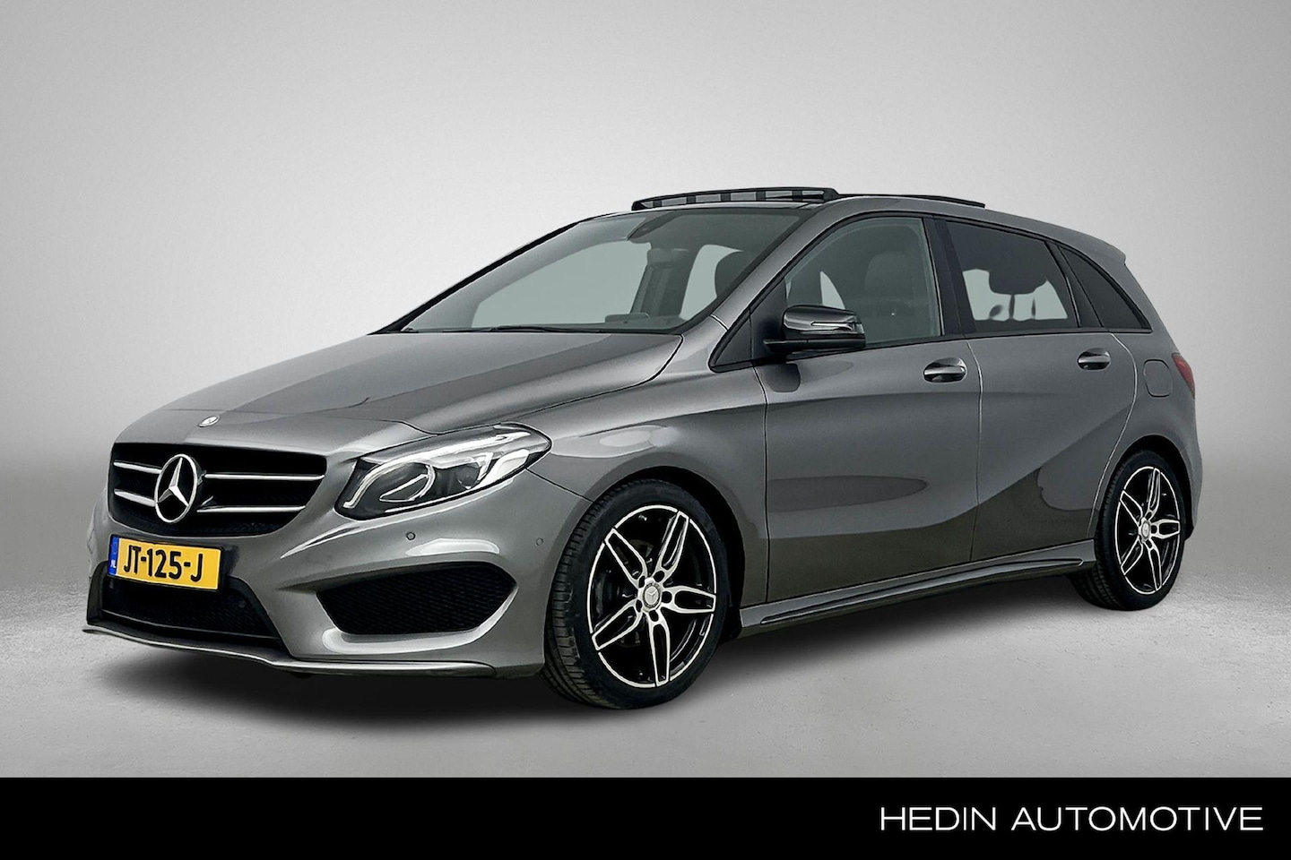 Mercedes-Benz B-klasse - B 180 Automaat AMG Line | Ambition Pakket | Nightpakket | Panoramadak | LED | Parktronic | - AutoWereld.nl