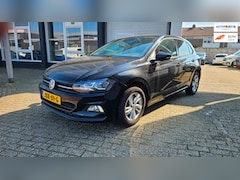 Volkswagen Polo - 1.0 MPI Comfortline Business