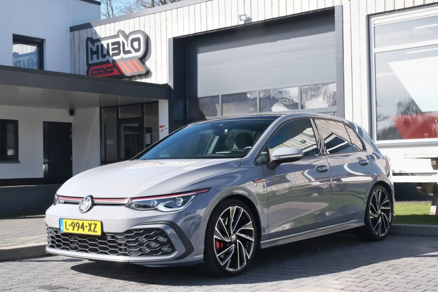 Volkswagen Golf - 2.0 TSI GTI Pano, HUD, Dynaudio - AutoWereld.nl