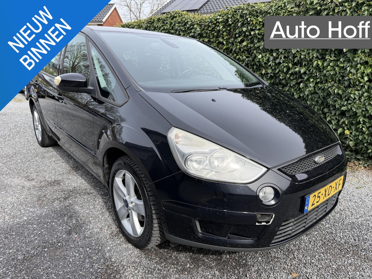 Ford S-Max - 2.0-16V | Autom Airco | Cruise Control | LMV | Elekt. Ramen | Trekhaak | APK tot 17-10-202 - AutoWereld.nl