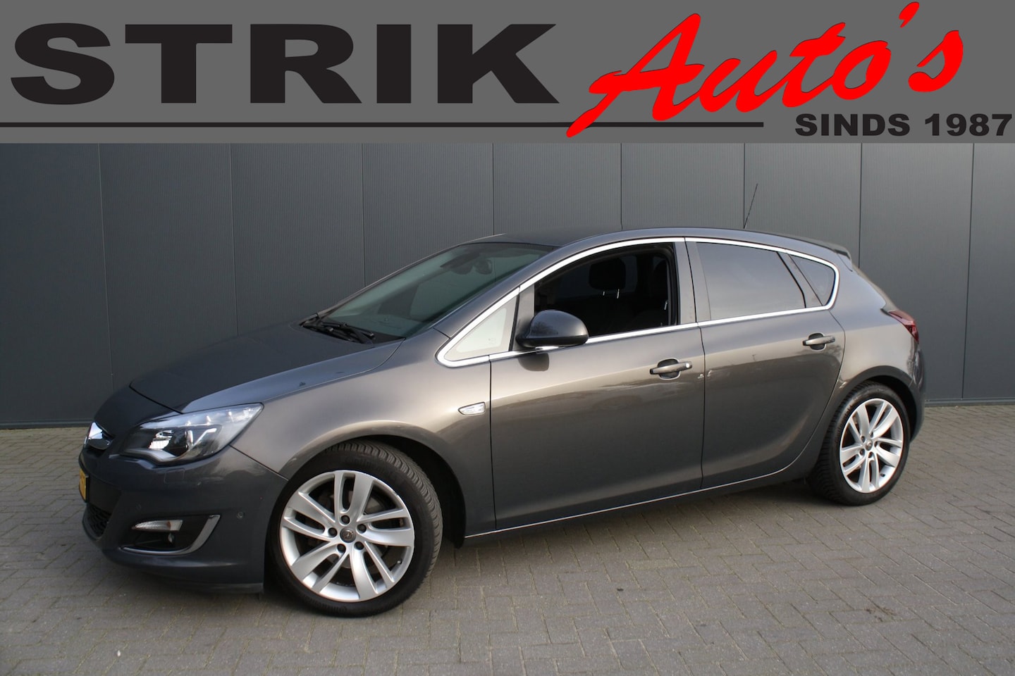 Opel Astra - 1.6 Turbo 170PK Sport + NAVIGATIE - TREKHAAK - 2E EIGENAAR - PDC - 18" - AutoWereld.nl