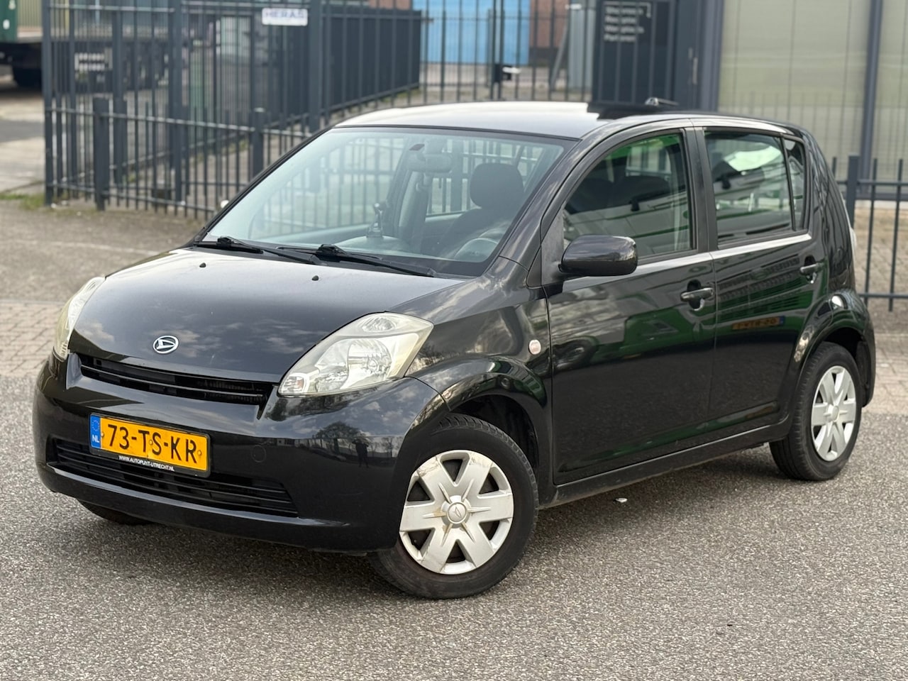 Daihatsu Sirion 2 - 1.0-12V APK / NAP - AutoWereld.nl