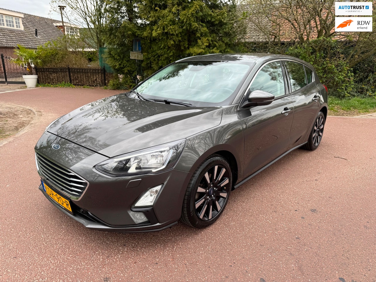 Ford Focus - 1.0 EcoBoost Titanium Business 1.0 EcoBoost Titanium Business - AutoWereld.nl