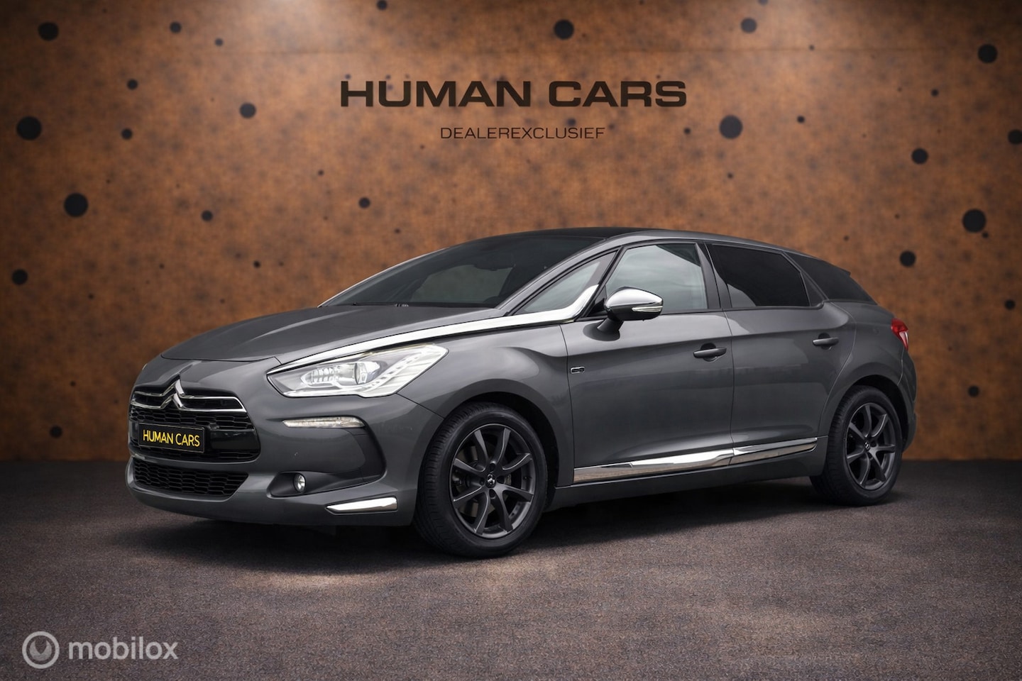 Citroën DS5 - 2.0 Hybrid4 So Chic hybride diesel trekhaak - AutoWereld.nl