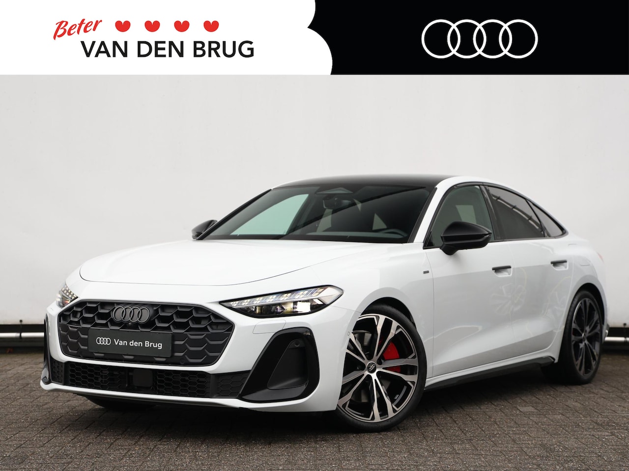 Audi A5 Limousine - 2.0 e-hybrid quattro S edition 299pk | Pano | 20" Velgen | Camera | Adaptive Cruise | Stoe - AutoWereld.nl
