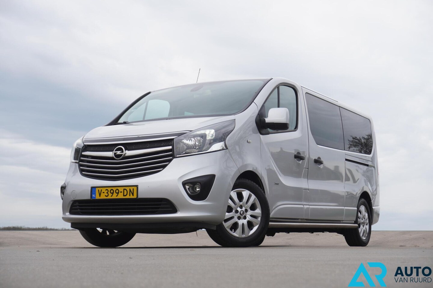 Opel Vivaro - bestel 1.6 CDTI L2H1 DC Innovation 2.0 EcoFlex - AutoWereld.nl