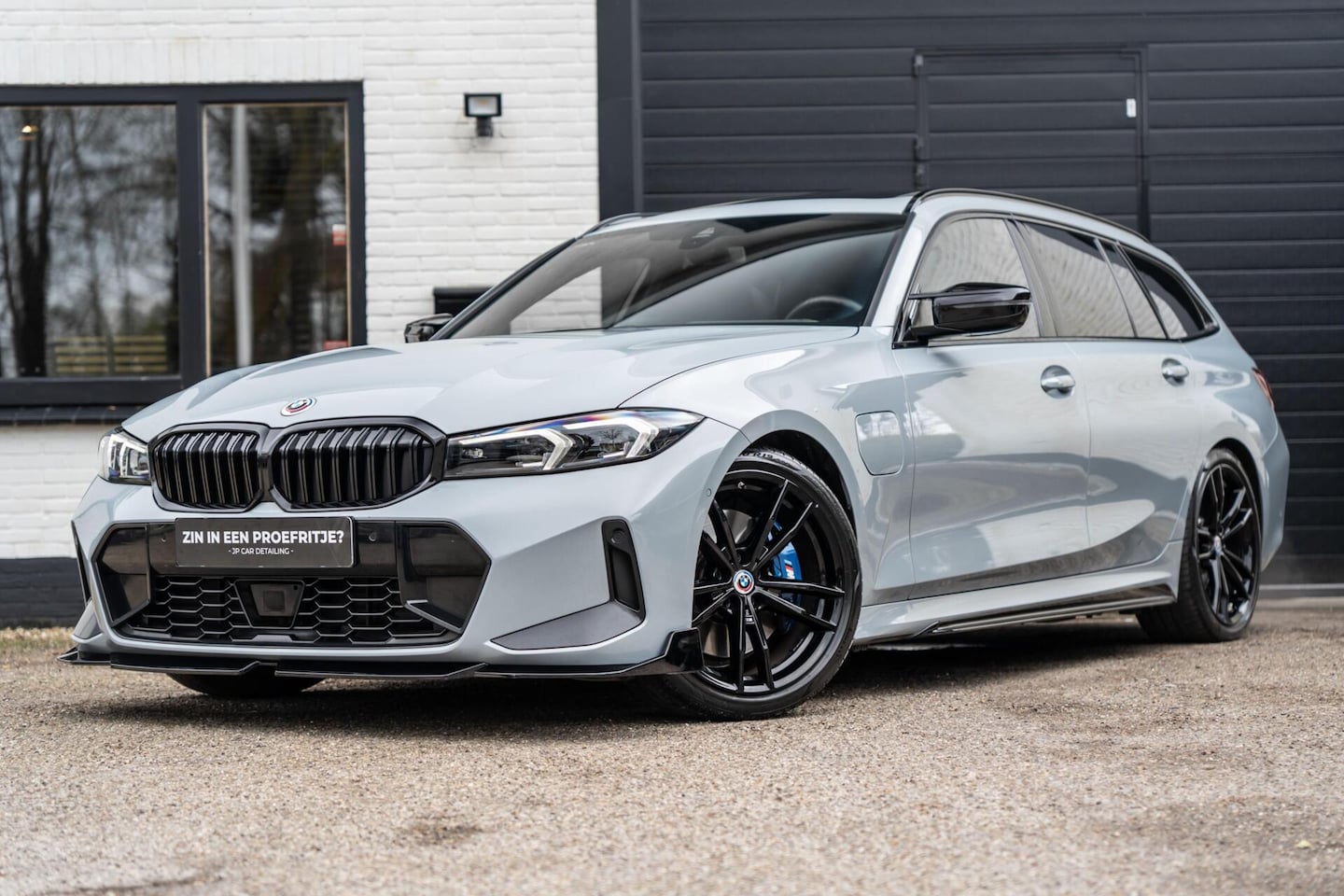 BMW 3-serie Touring - 330e M Perf Pano H&K Head Up Carbon M340 - AutoWereld.nl