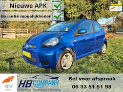 Toyota Aygo - 1.0-12V Comfort Navigator 5DRS (zeldzame uitvoering) Navigatie | Airco | velgen | Nieuwe A