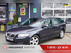 Volvo V50 - 1.8F Momentum NAP Clima/Cruise/PDC/Leder/Trekh