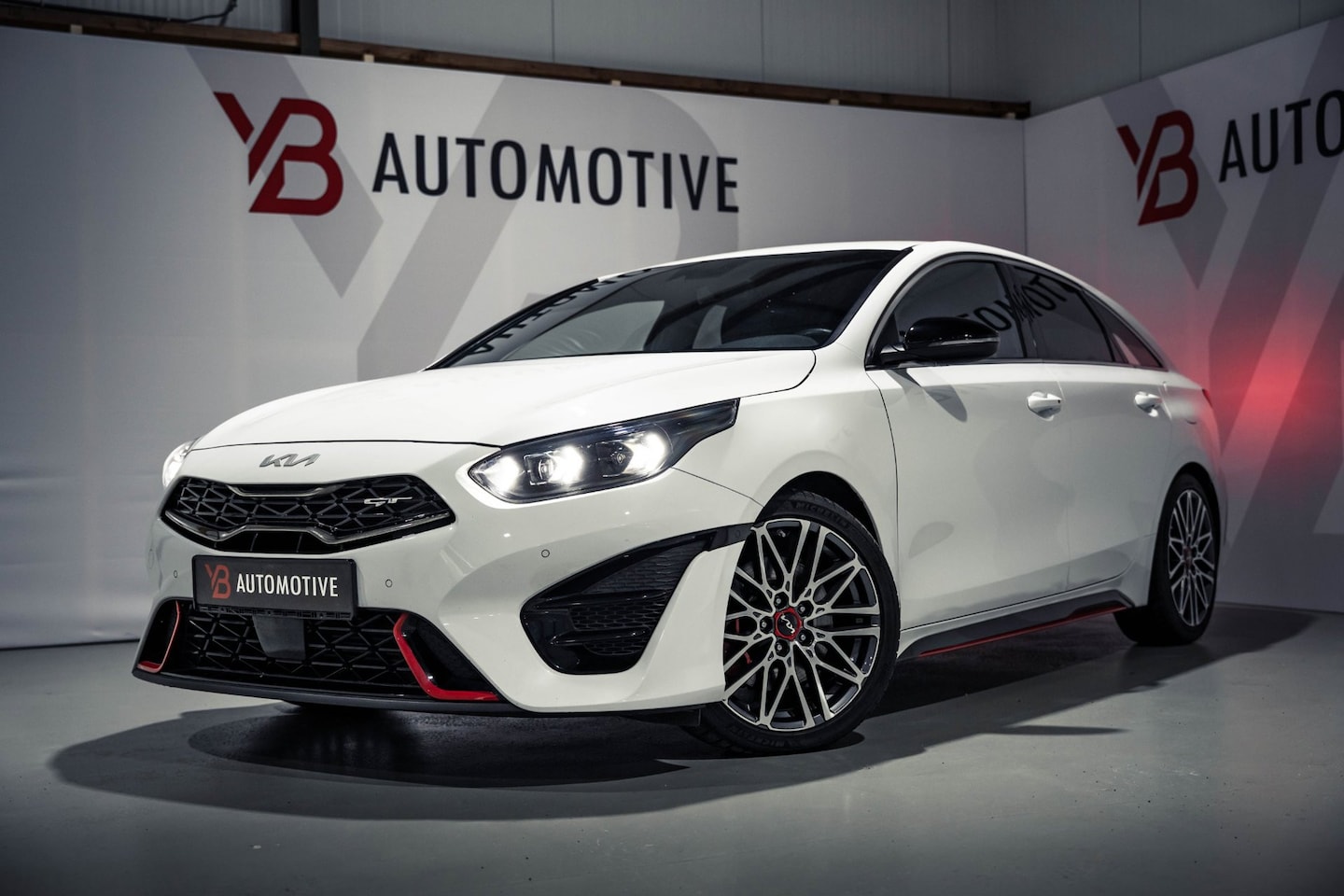 Kia Pro cee'd - 1.6 T-GDi GT 1.6 T-GDI GT - AutoWereld.nl