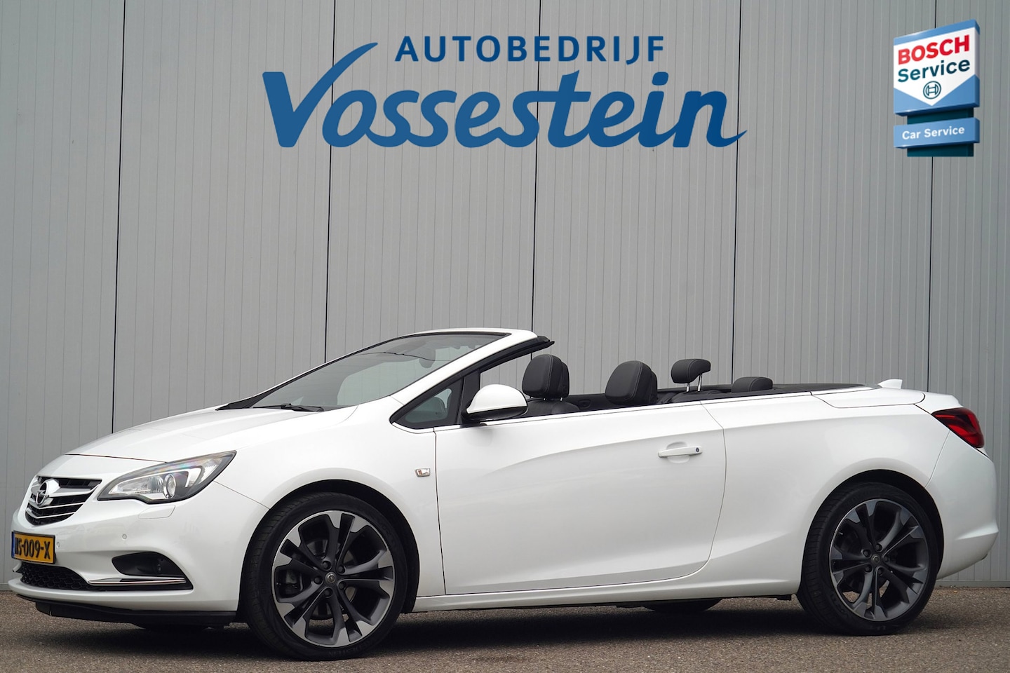 Opel Cascada - 1.6 Turbo Innovation / NL-Auto / 93dkm NAP / Leder / Camera / Stoel- & stuurverw. / Navi - AutoWereld.nl