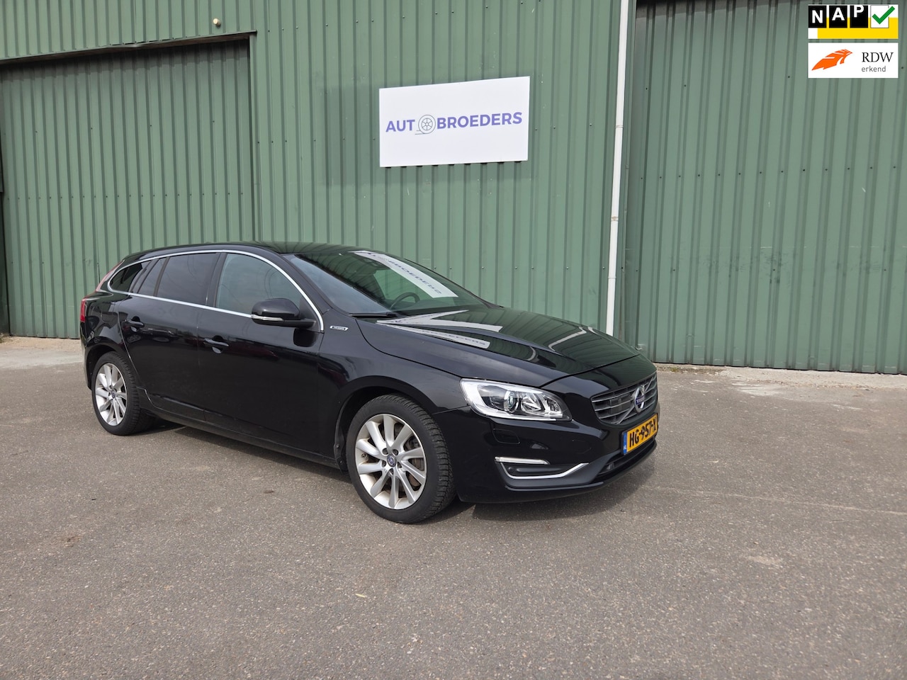 Volvo V60 - 2.4 D6 Twin Engine Summum HYBRIDE / DIESEL - LEER BELKEDING - AutoWereld.nl