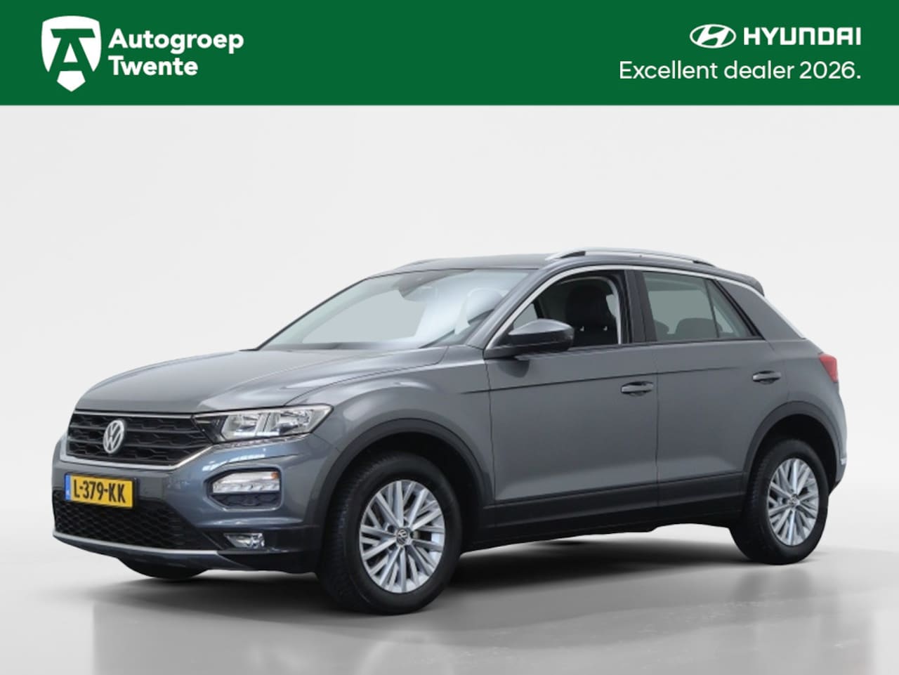 Volkswagen T-Roc - 1.0 TSI Style | All Seasons | Carplay | - AutoWereld.nl