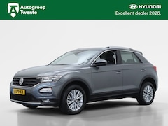 Volkswagen T-Roc - 1.0 TSI Style | All Seasons | Carplay |