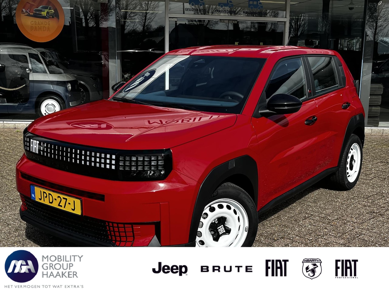Fiat Grande Panda - RED 11kW 44 kWh | Apple-Android | Cruise Control | Parkeersensoren - AutoWereld.nl