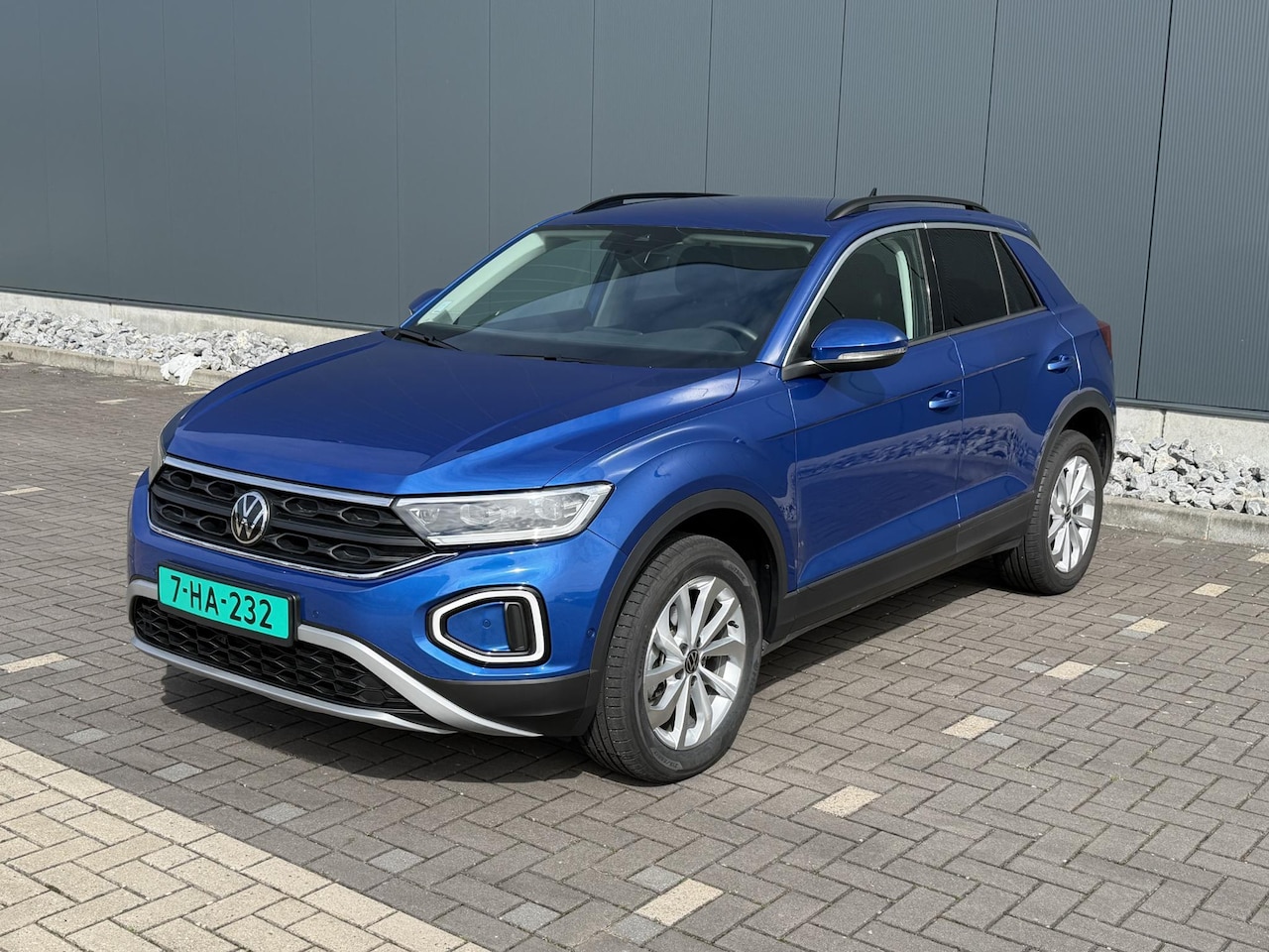 Volkswagen T-Roc - 1.5 TSI Life Business 1.5 TSI Life Business - AutoWereld.nl