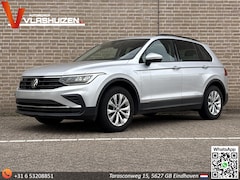 Volkswagen Tiguan - 2.0 TDI Comfortline Business | € 17.950, - NETTO | Automaat | Navi | Camera | Carplay | Cl