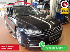 Volkswagen Passat Variant - 1.4 TSI PHEV GTE EL Treh+aKlep Camera el stoelverts Business