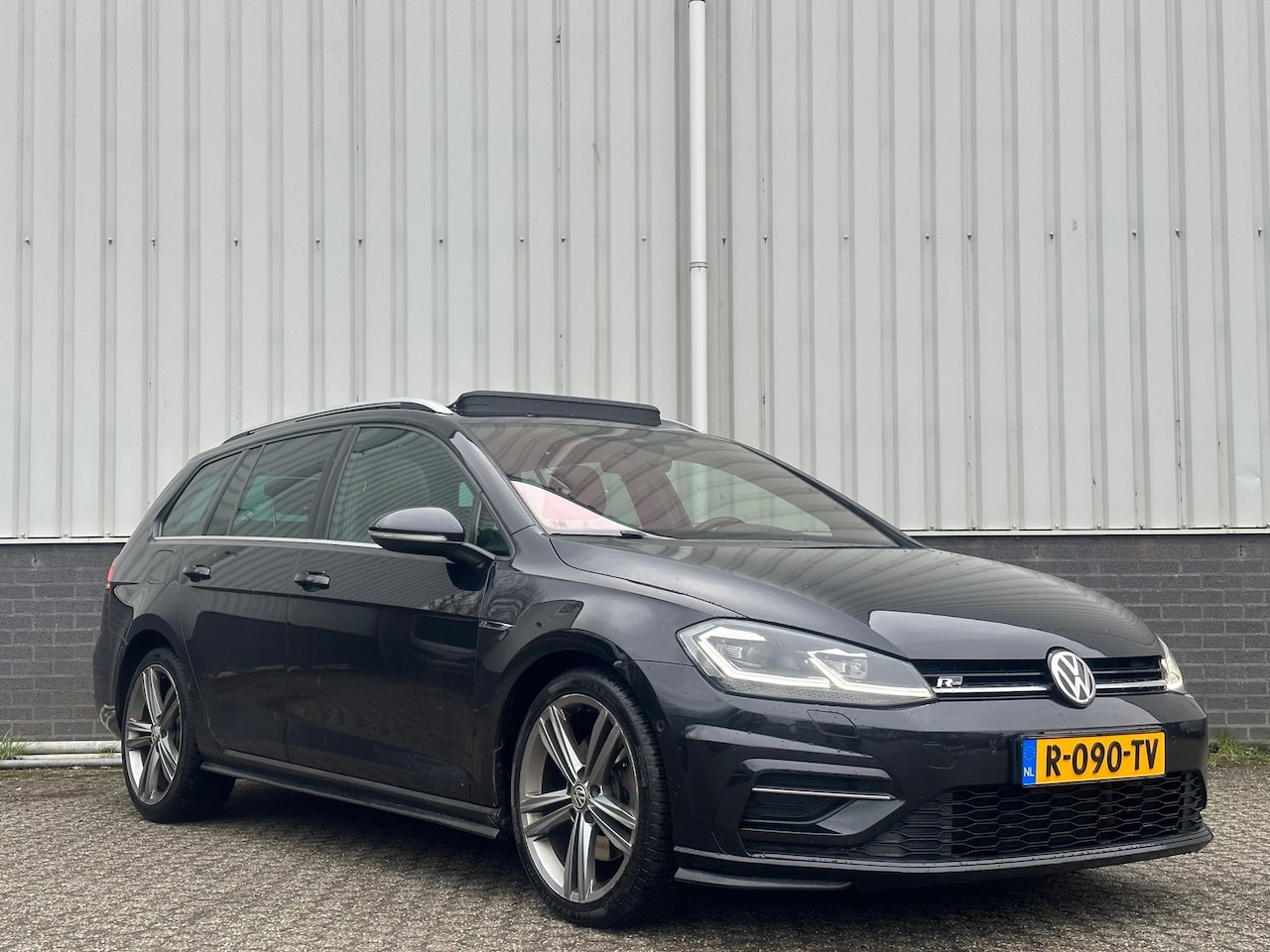 Volkswagen Golf Variant - 2.0 TDI Highline Business R 2.0 TDI Highline Business R - AutoWereld.nl