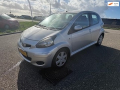 Toyota Aygo - 1.0-12V Access Airco Onderhouden Elek.pakket Parrot