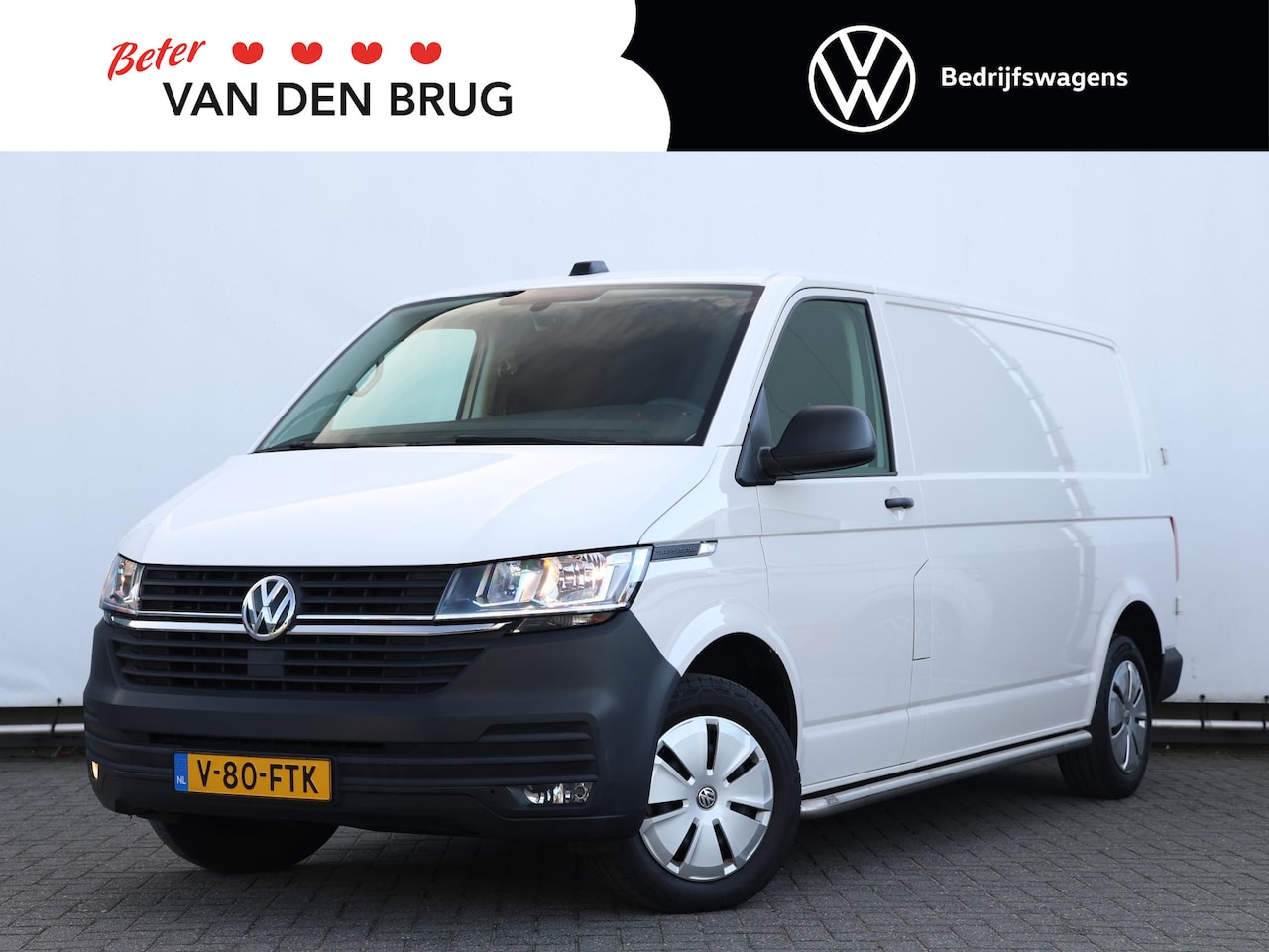 Volkswagen Transporter - 2.0 TDI 110 pk L2H1 28 Comfortline | Airco | Cruise control | Navigatie via App connect | - AutoWereld.nl
