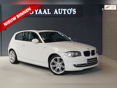 BMW 1-serie - 118i Business Line | AUT | PANODAK | AIRCO | CRUISE | LEDER | STOEL.VERW | APK