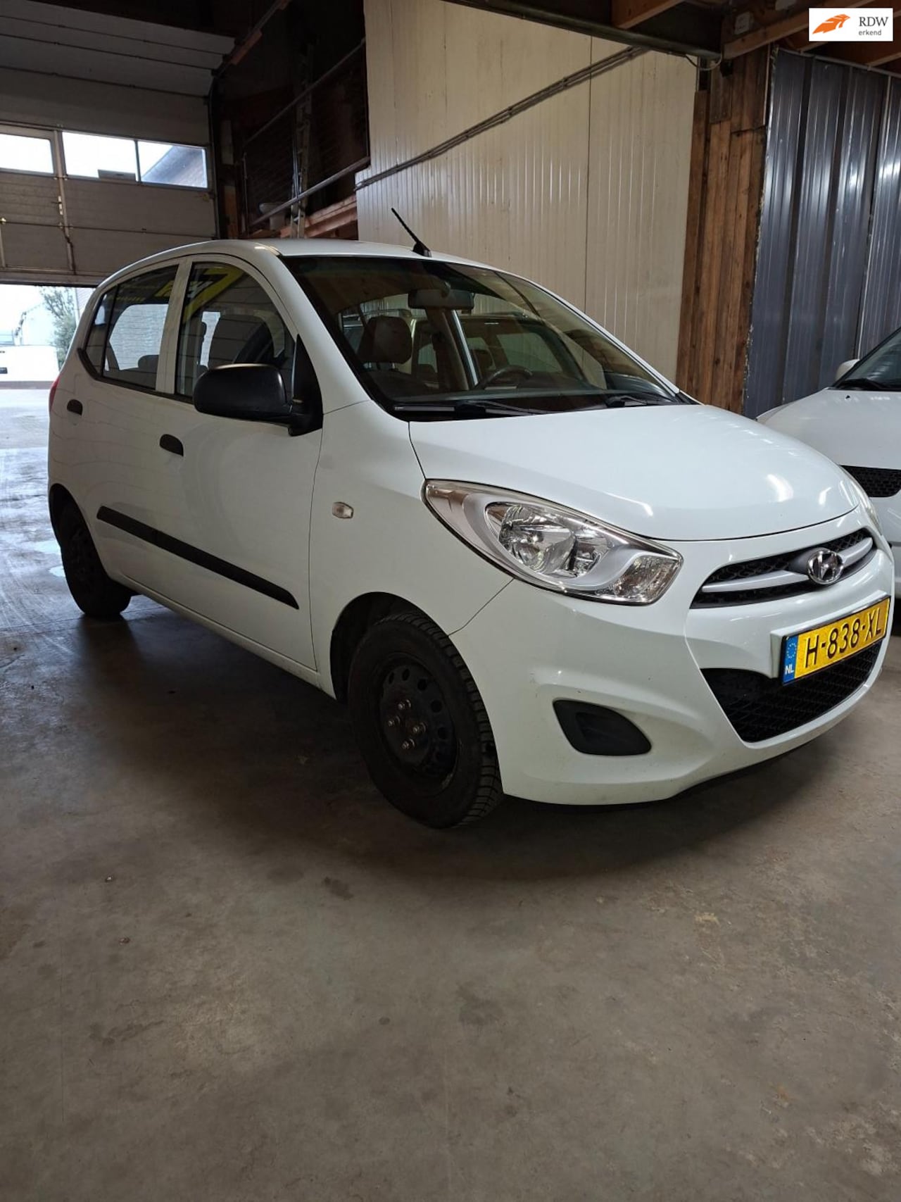 Hyundai i10 - 1.1 i-Drive Cool 1.1 i-Drive Cool ,airco,5 deurs, apk tot 10-2026 - AutoWereld.nl