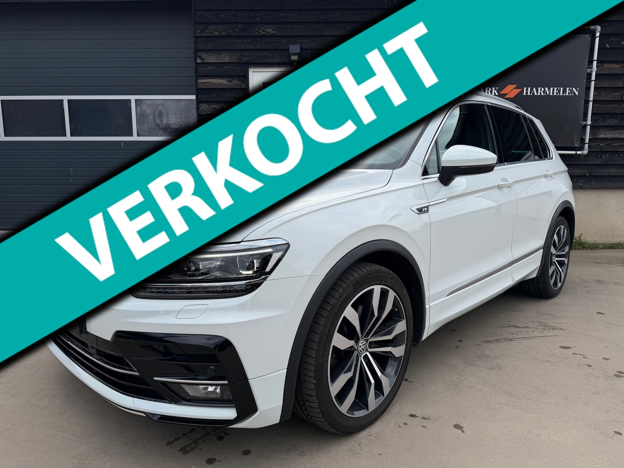 Volkswagen Tiguan - 2.0 TSI 4Motion 3X R line Dsg Pano Leder - AutoWereld.nl