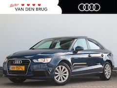 Audi A3 Limousine - 1.4 TFSI CoD Attraction Pro Line | Weekenddeal | Panoramadak | Trekhaak | Cruise control |