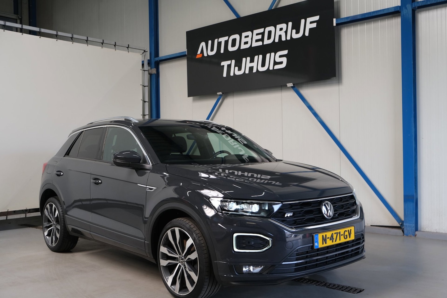 Volkswagen T-Roc - 1.5 TSI Sport Business R-Line Automaat - N.A.P. Airco, Cruise, Virtual Display, Carplay. - AutoWereld.nl